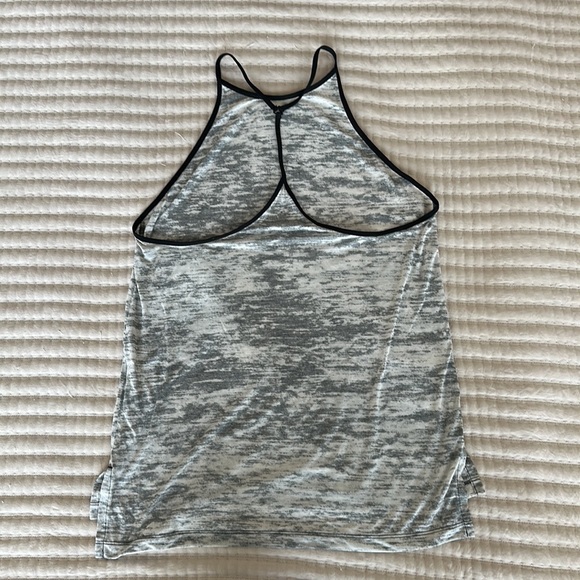 Nike Tank Top Small - Picture 2 of 3